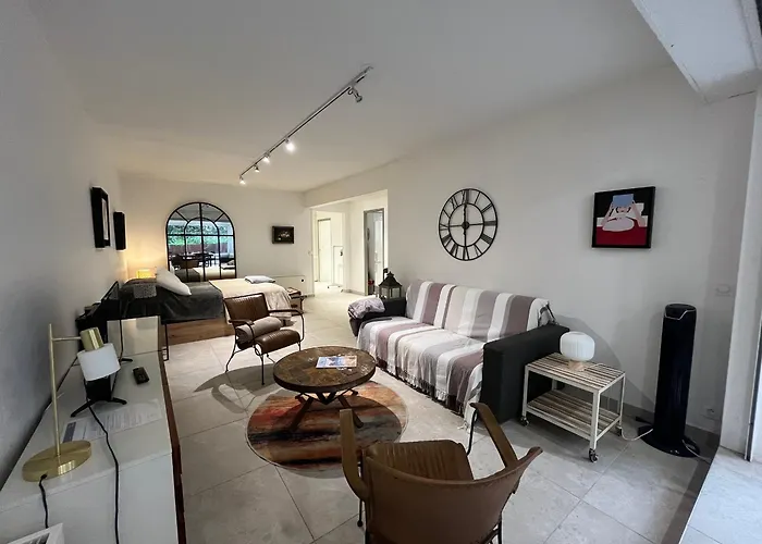 Апартаменты Spacieux Renove Avec Terrasse Et Parking Prive - Fr-1-374-99 Аркашон